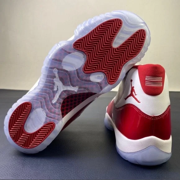 Air Jordan 11 ‘Cherry’